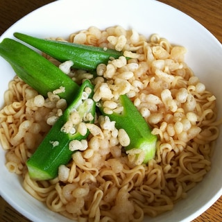 オクラと天かすのミニラーメン